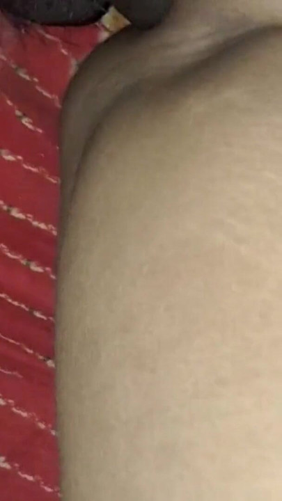 Desi hauswaif Rani bhabhi ki chudayi devar ne bhabhi ko ghodi bana ke choda Padhos ki bhabhi ki jabarjast chudayi | Clip 1