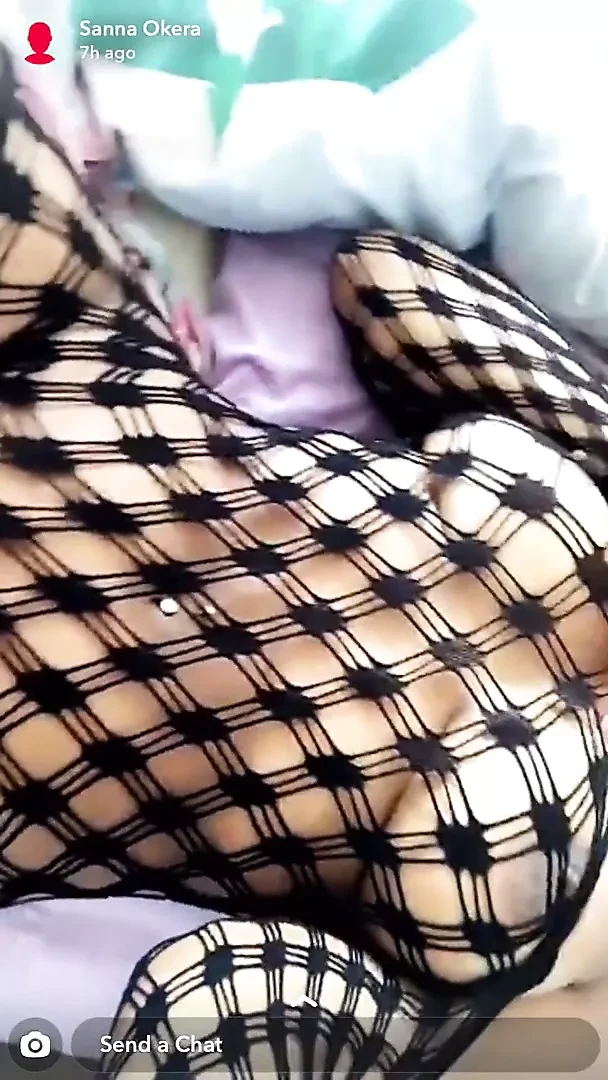 Sexy sanna boquetes e peitos