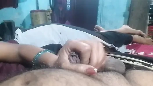 Ngocok kontol dan crot