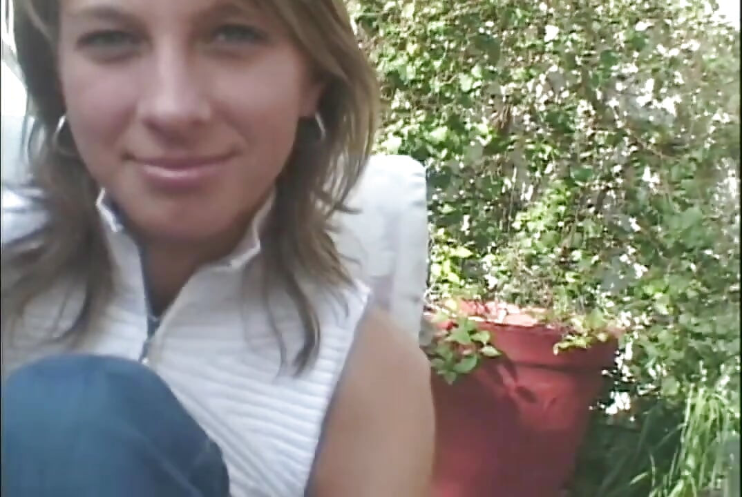 Deep anal fuck for a sexy hot girl