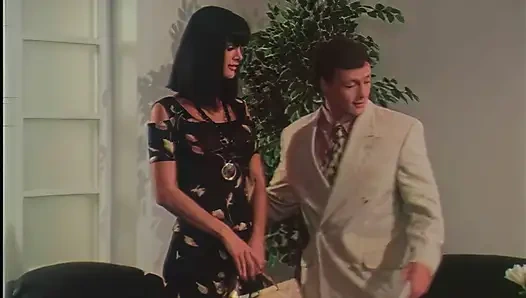 The White Venus in the Office Swallows Everything