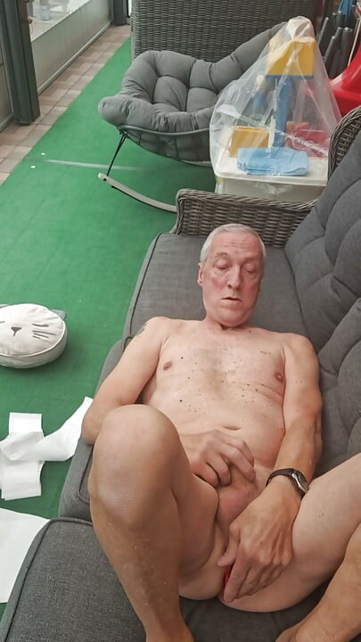 EXHIBITIONIST DADDY ANAL TOY JERKING SEXSHOW CUMSHOT