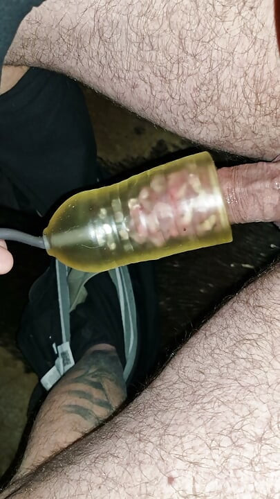 Sucking machine