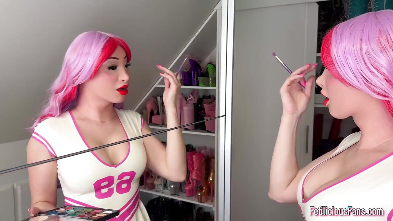 Mencuba Mask Wanita Baru