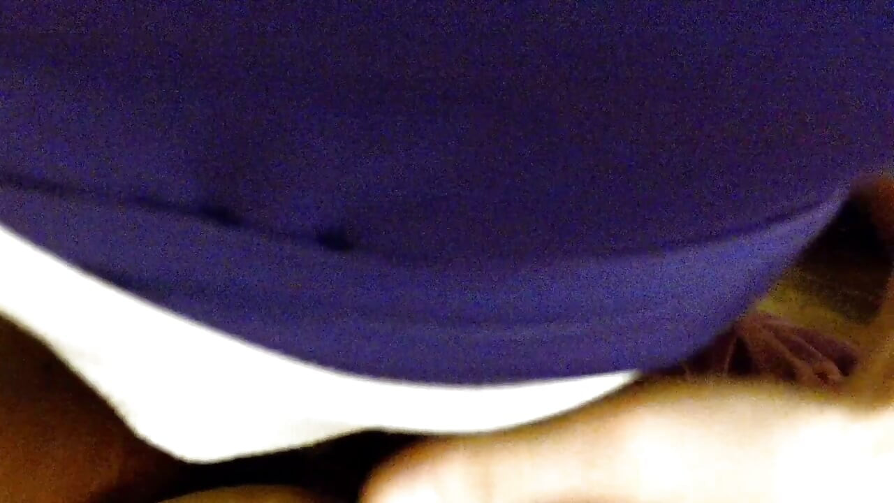 INTERRACIAL 240 lb preta bbw madrasta com uma buceta peluda deixa enteado branco 100 lb fodê-la.   (SEM SOM