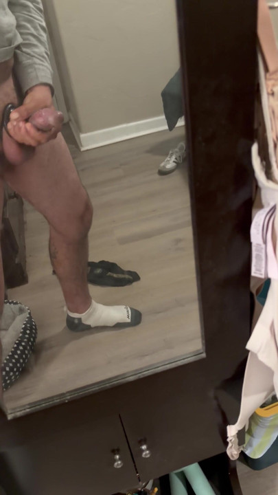 Cumming hard