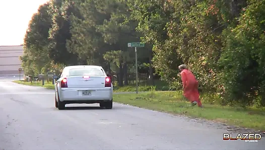 Christina skye - narapidana yang kabur nyepong kontol