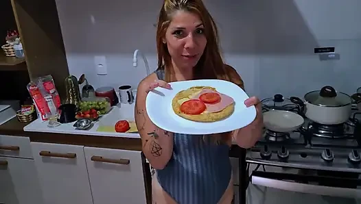 Сварливая жена на кухне - Sofia Felix
