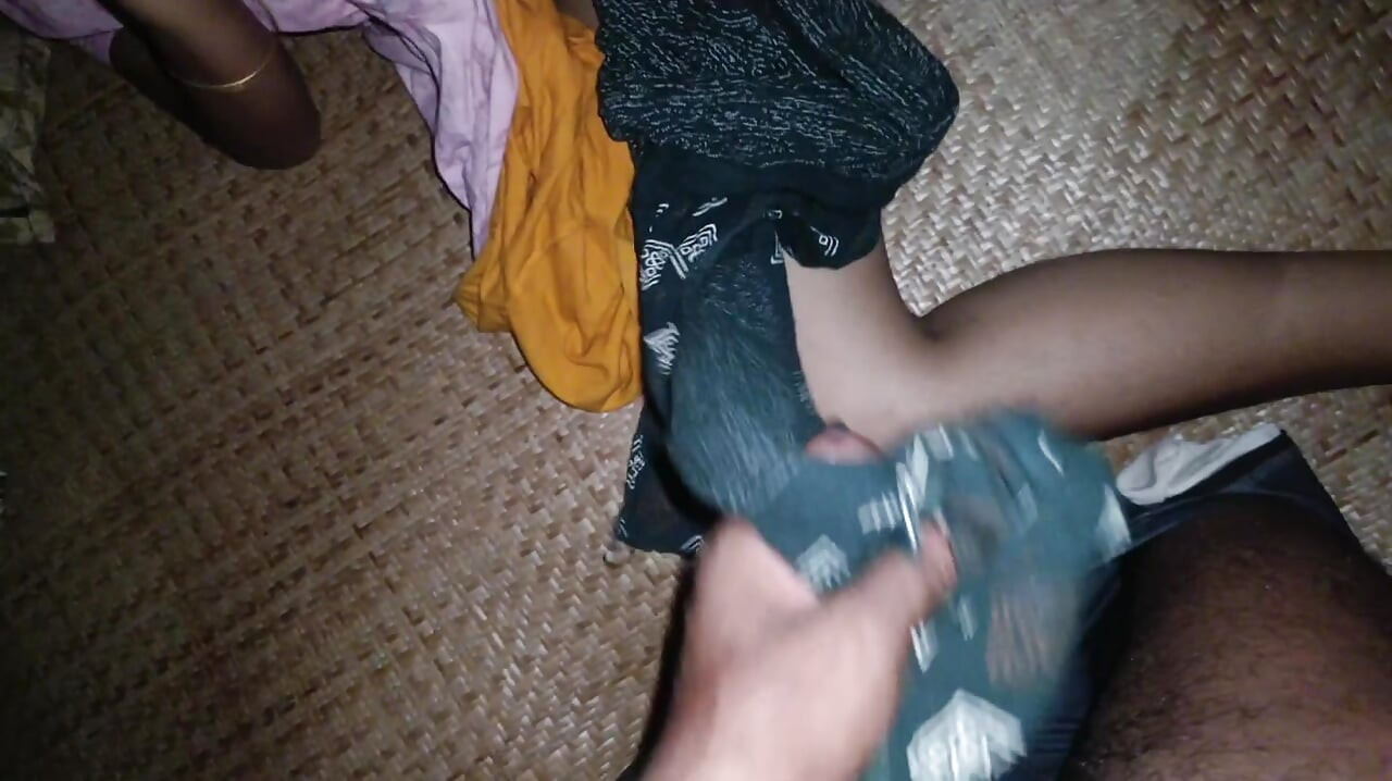 Beautiful girls wanted sex with me in bedroom