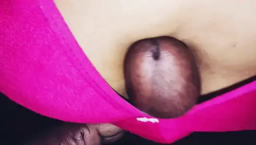 Desi indisches mädchen bhabhi zeigt pisse und squirtet