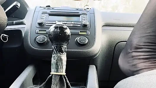 Bir Arkadaşımın Arabasının Vites Kolunu Bir Fahişe Gibi Amıma Soktum
