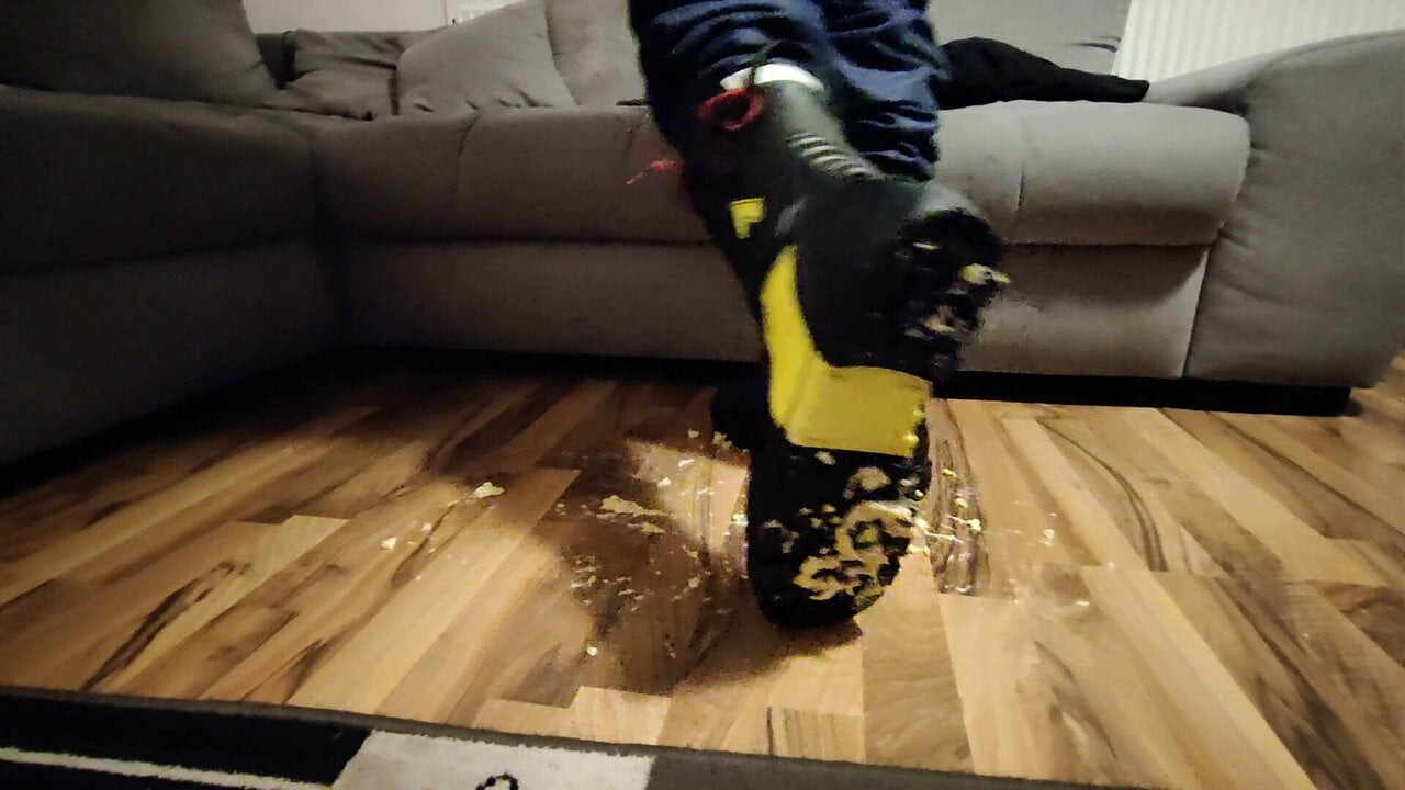 Haix Fire Hero 2 firefighter boots are crushing a banana