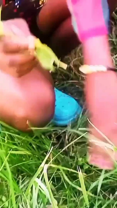 Epic moment from "Loving in the Bush"