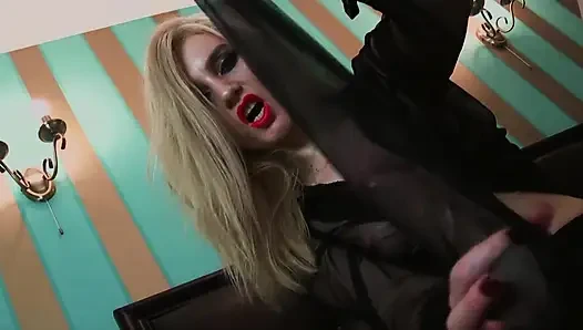 Ayakla muamele fantezisi