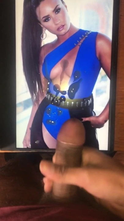 Demi Lovato Cumtribute
