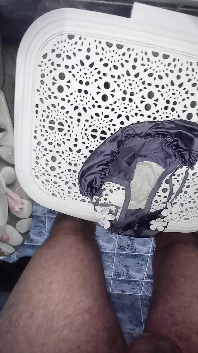Stepsister panties cum