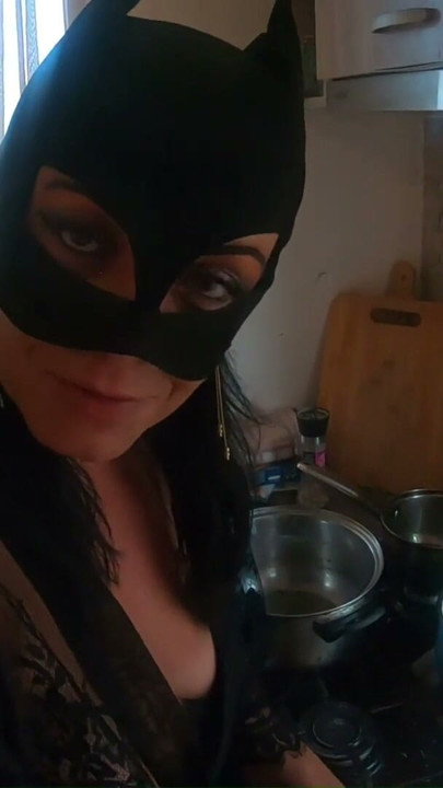Adventures of MilfyCalla ep 56 Cooking and sucking | Clip 1