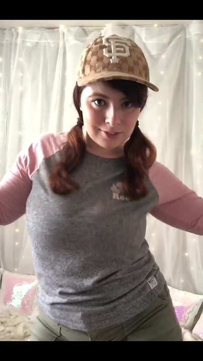 Este divertido throwback de verão apresenta o vereador bea!