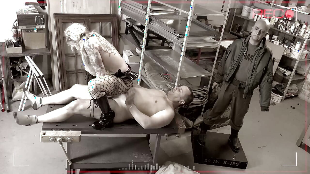 Mia de Berg perversion