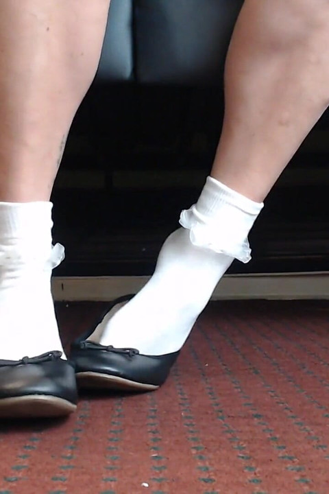 Dainty ruffled socks ballet flats