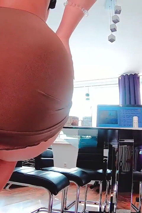 Sexydea Twerking กับตูดเสียบเซ็กซี่