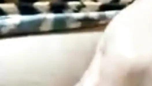 İkimiz de sadece rahatlamak için her gün görüntülü görüşmede azgınız