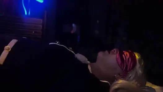 Dr-inspektion Führt Zu Squirting Und Creampie