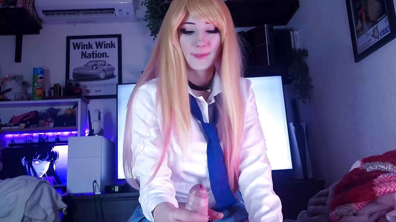 Marin Kitagawa Wants to Thank You for Making Her Cosplay