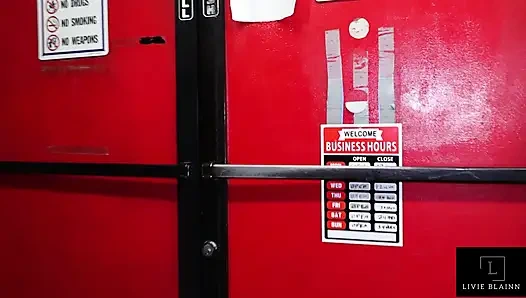 Fantasy Land Swinger-fick Für Eine PAWG