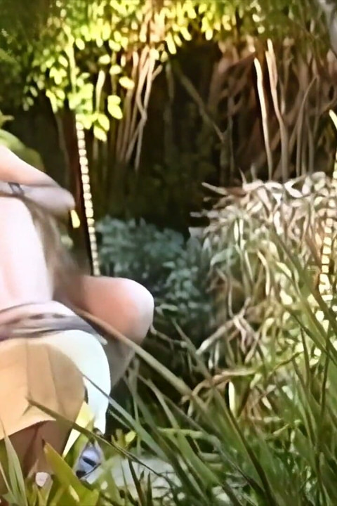 Yasmine gets cumshot after riding a rock hard cock