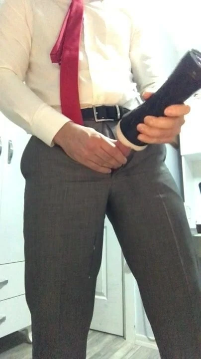 Wanking and cumming