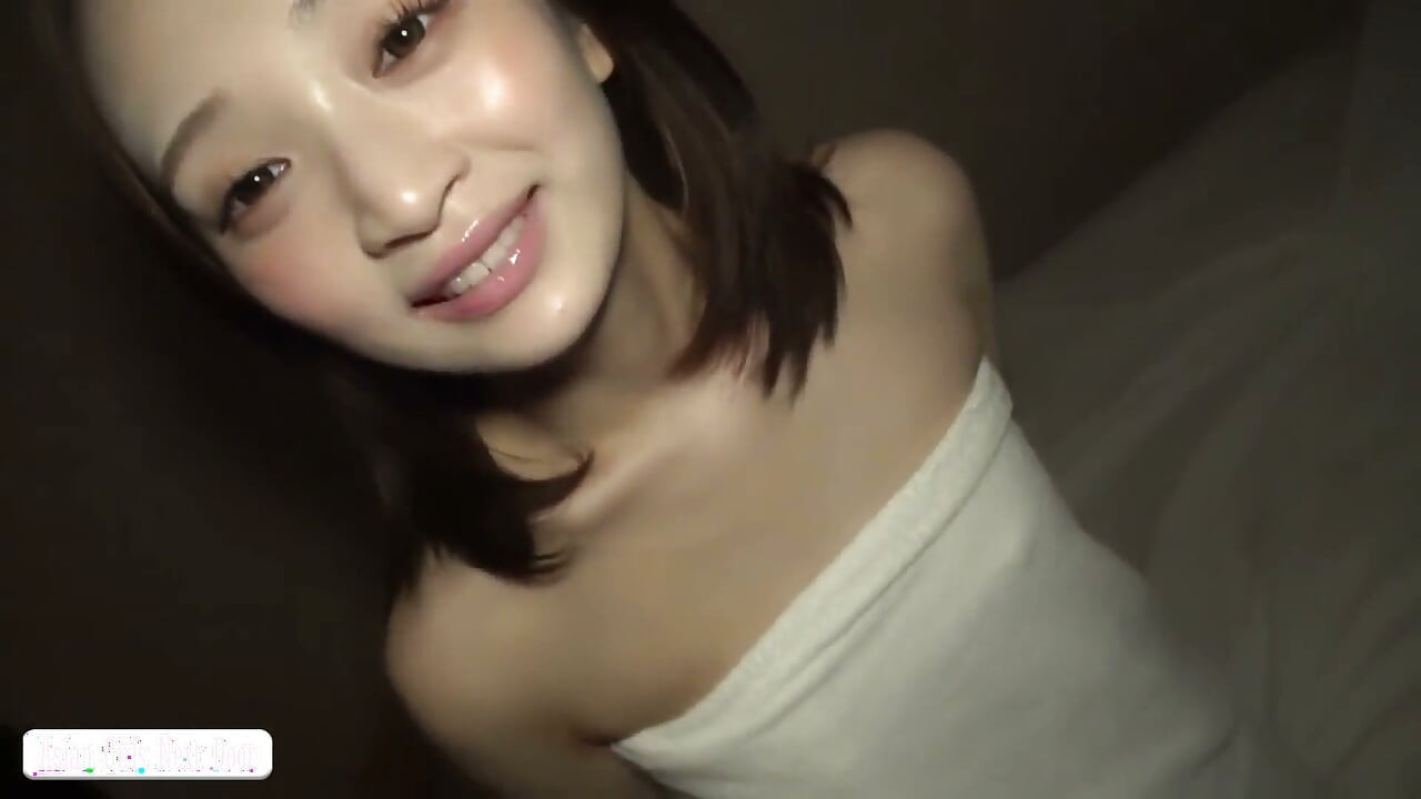 Pure Idol Hopeful with Angelic Charm. Shyness Melts Into Desire as Her Daring Side Takes Over.2nd