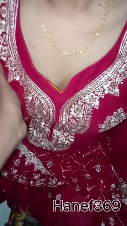 Moment uimitor de la "Am futut tare o fată sexy și incitantă din Dhaka. Partea 01"