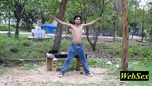 Güzel sevimli kızla ilk aşk ve ani seks! Indian Sex