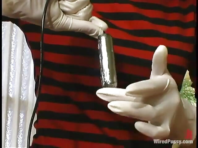 Кендра Джеймс и Рио