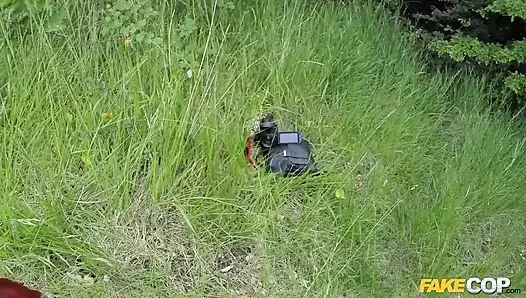 Polizist lands: sexliebender polizist