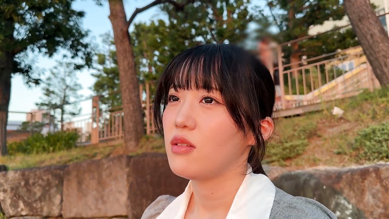 Miku (22), an undeveloped woman with zero dating experience and only male experience in P activities, a naked P activity woman [Confirmed to become a sex buddy → a girl]