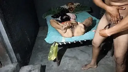 Bahut din se Bal badh gai thi saving kar Li pati patni ne