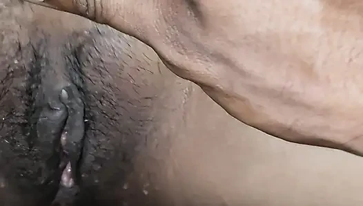 Bhabhi India memberikan blowjob kepada dever dan dever bercinta dengan baik bagian 2