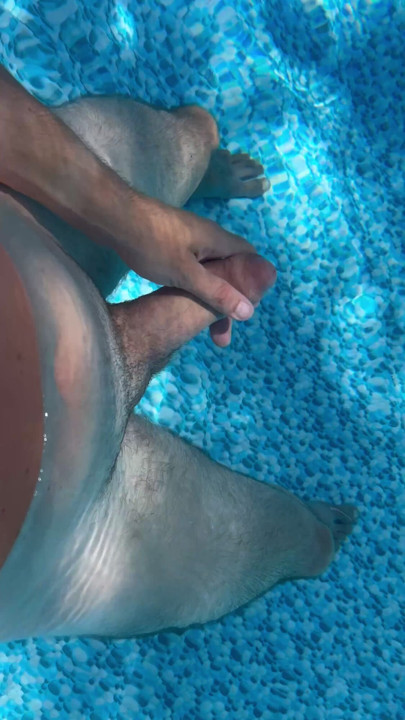 BeENJoY - masturbation in the pool and big cumshot underwater | Clip 2