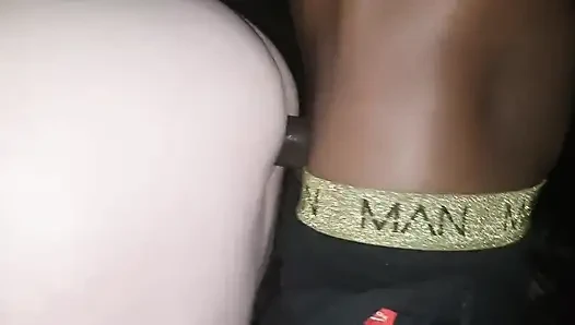 YoungEnglish Толстушка БОЛЬШОЙ ЧЕРНЫЙ ЧЛЕН Nata4Sex долбит мою киску на улице раком