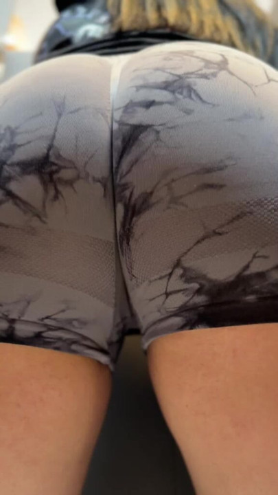 กูโชว์รูตูด Mi ในที่สาธารณะ