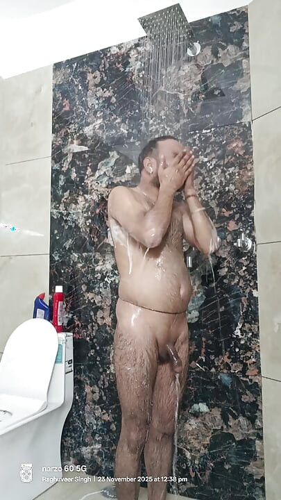 Індійське розміщення і армійський офіцер сексуальний