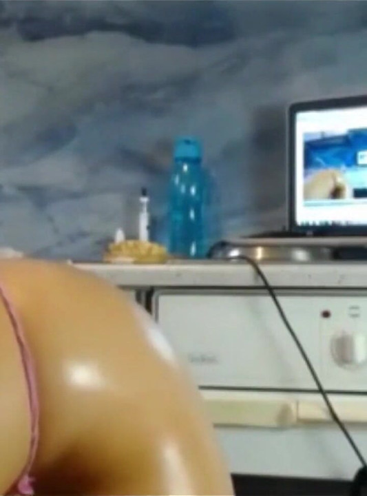 Sexydea nóng bỏng chơi trên webcam trực tiếp