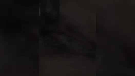 Amatör kız yakın çekim dildo