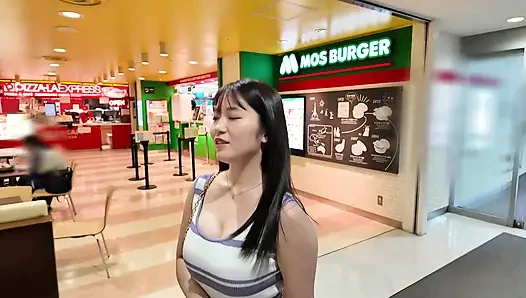 Part 2 [Peach butt body that shines in the standing back] A lewd night w...