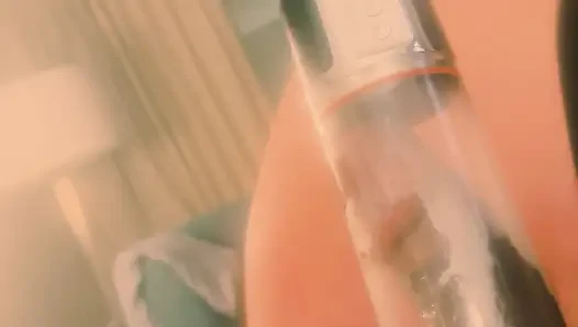 Pompa, twerk, sepong, ngentot, krim, crot. Dalam urutan itu.