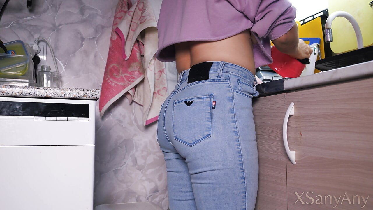 Cumming in my Maid's SEXY Ass with Jeans while she was Washing Dishes in the Kitchen (FREE USE)