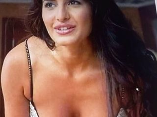 Katrina kaif sexy prsa