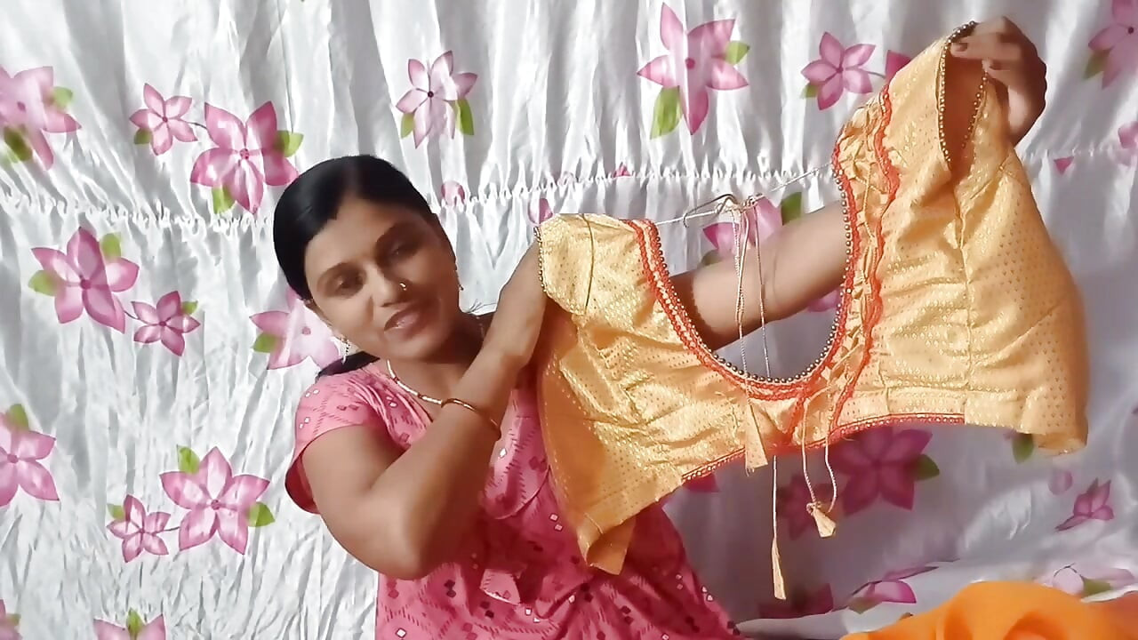 Stepsister Caught watching Porn by stepbrother desi Hindi MMS, local desi beautiful Stepsister hindi story Sex video Xxxx